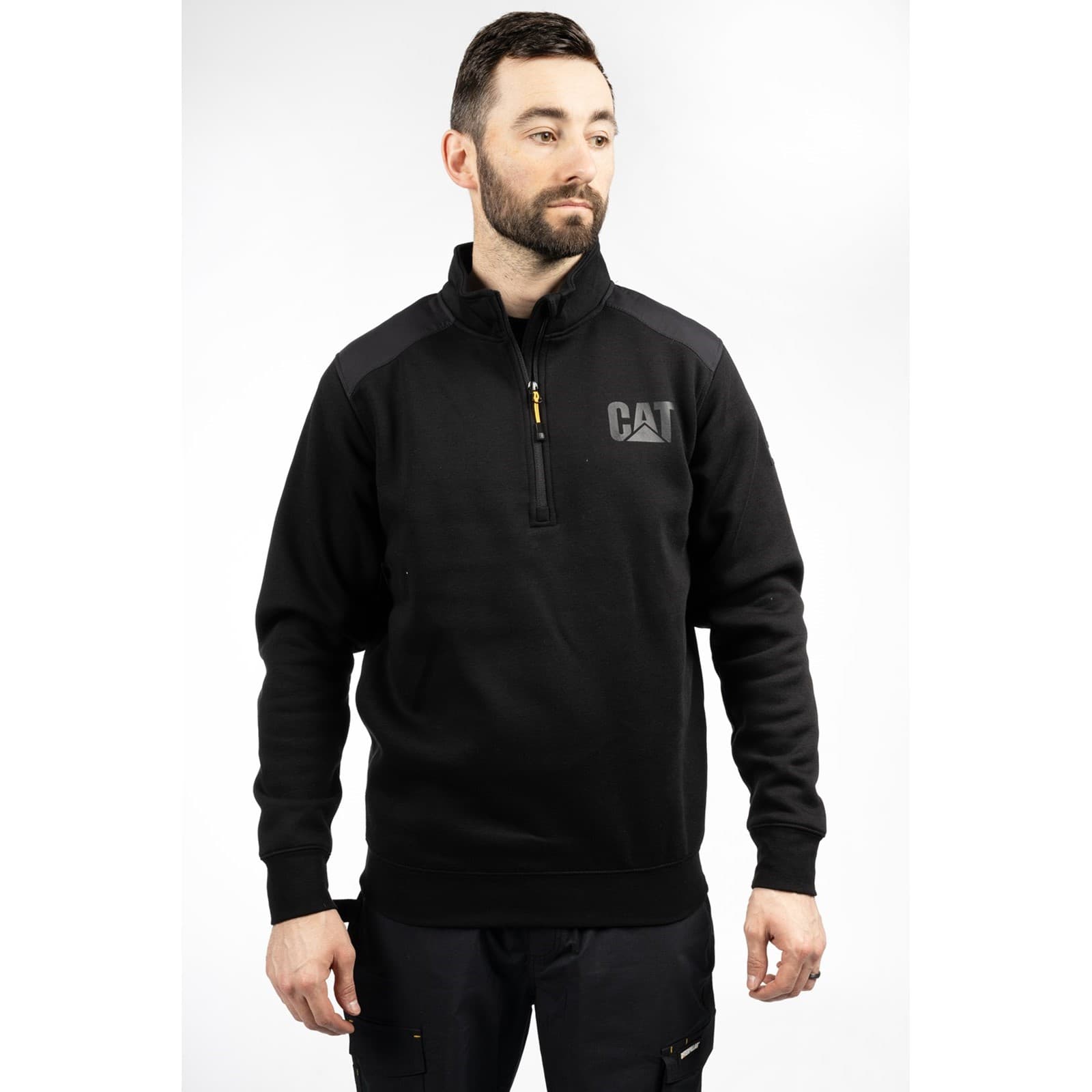 Caterpillar Caterpillar Essential 1/4 Zip Sweatshirt - Black in Black