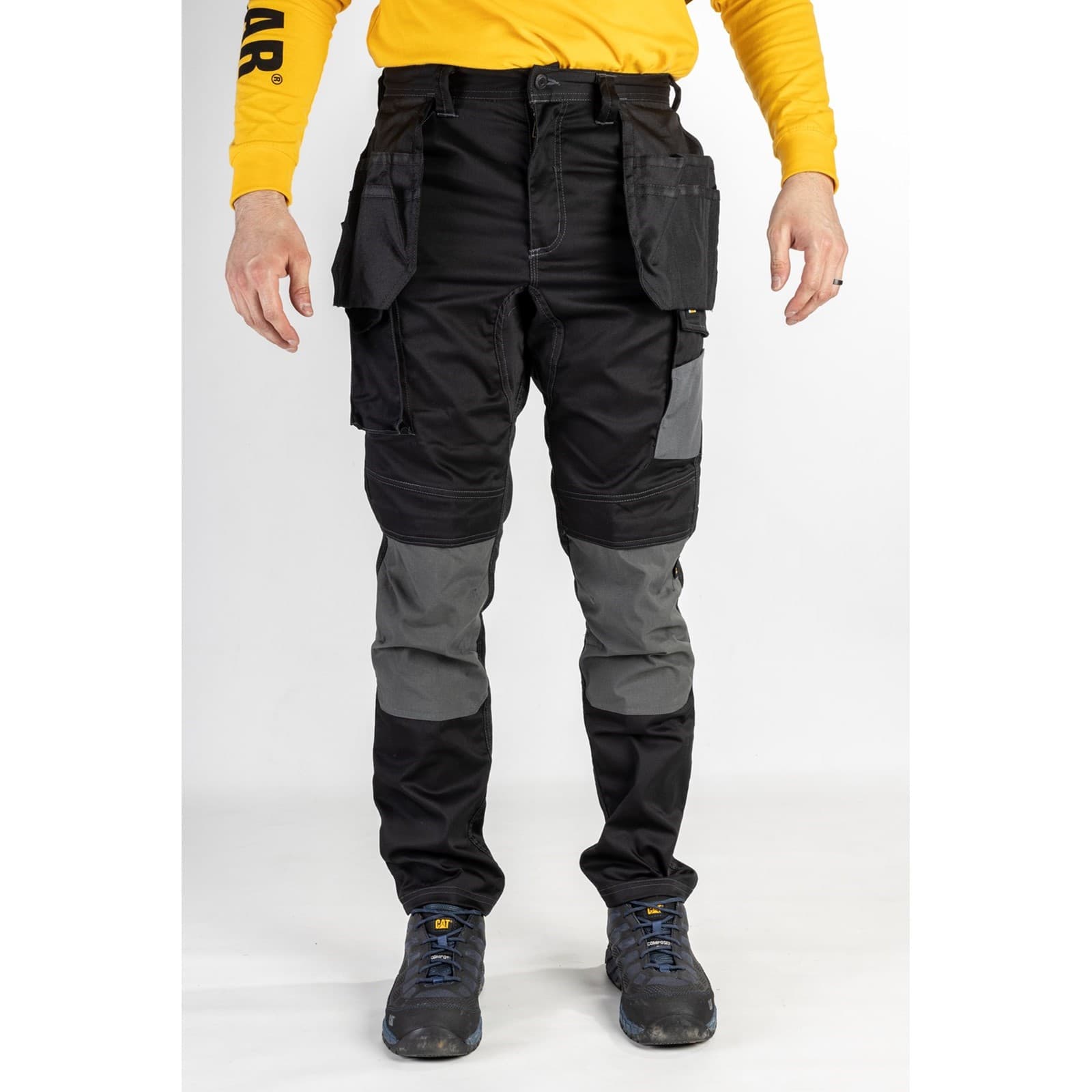 Caterpillar Caterpillar Essentials Stretch Knee Pocket - Black-Dark Shadow in Black-Dark Shadow