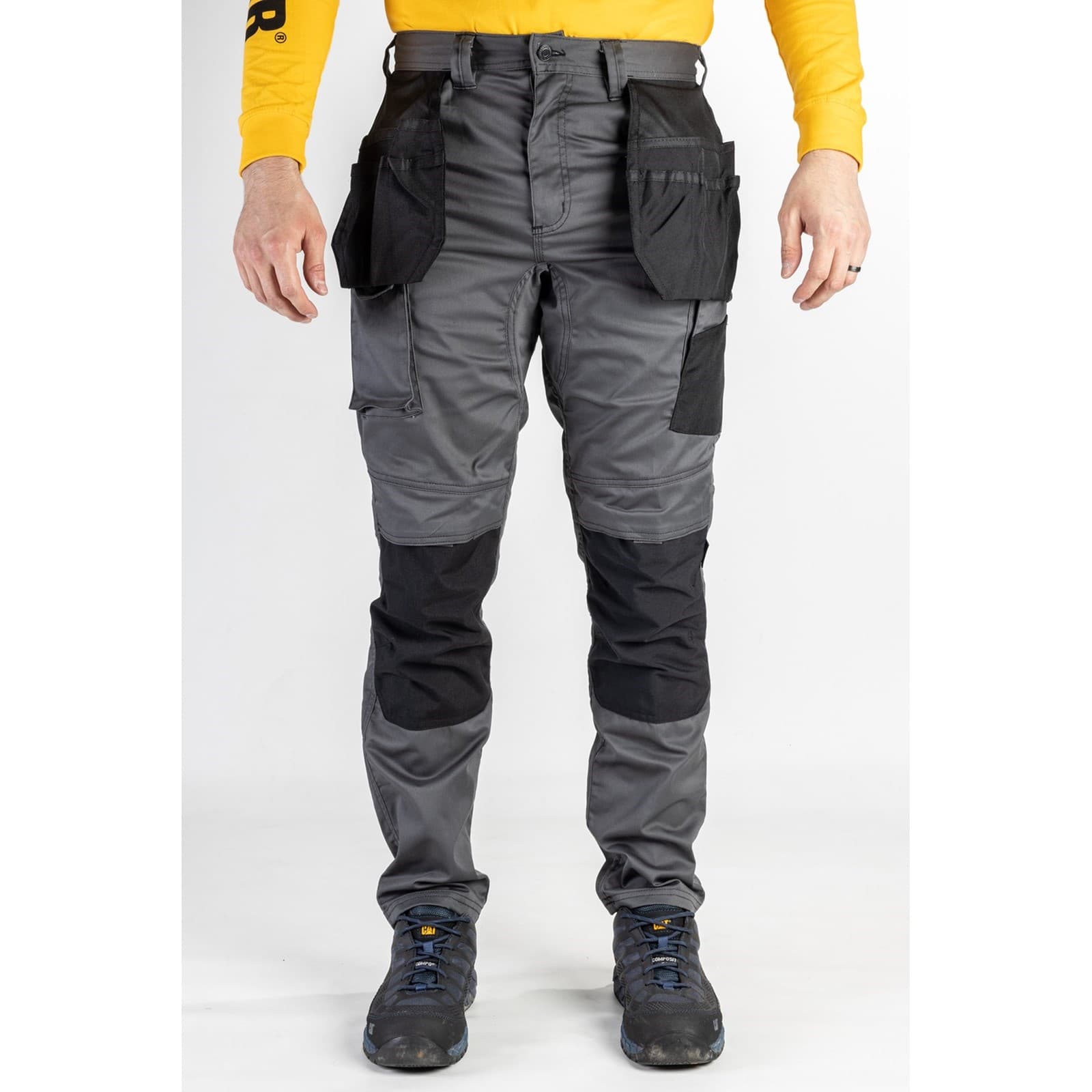 Caterpillar Caterpillar Essentials Stretch Knee Pocket - DARK SHADOW-BLACK in DARK SHADOW-BLACK
