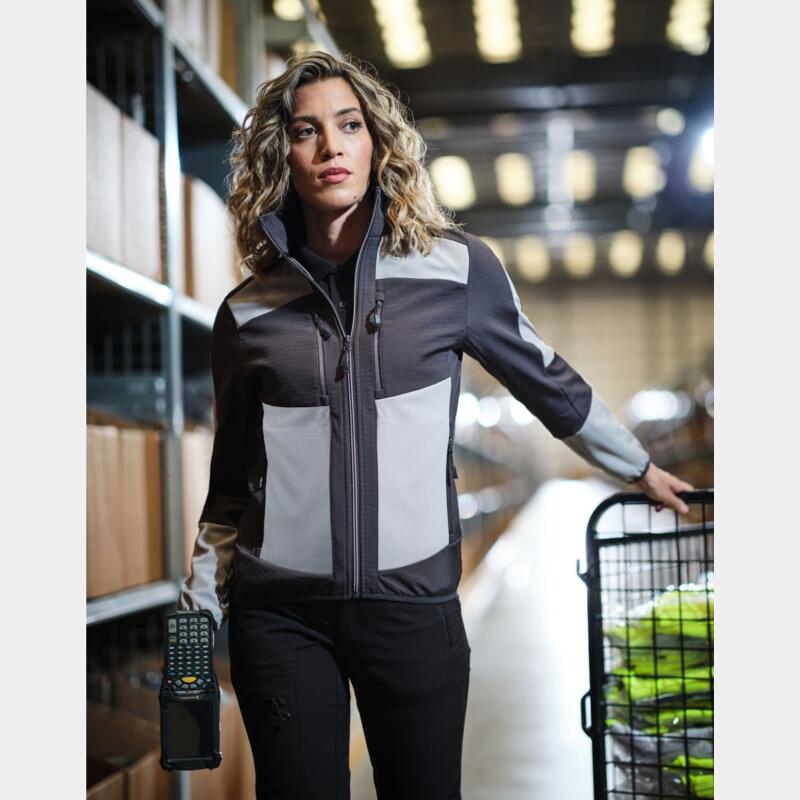 E-Volve Unisex 2 Layer Softshell Jacket Thumbnail